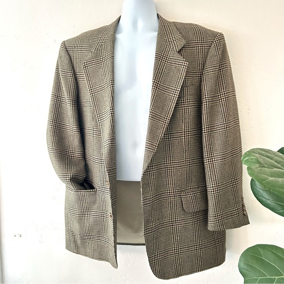 OSCAR DE LA RENTA Wool and Silk Houndstooth Tan Two Button Blazer Sport Coat 43R - Picture 2 of 16